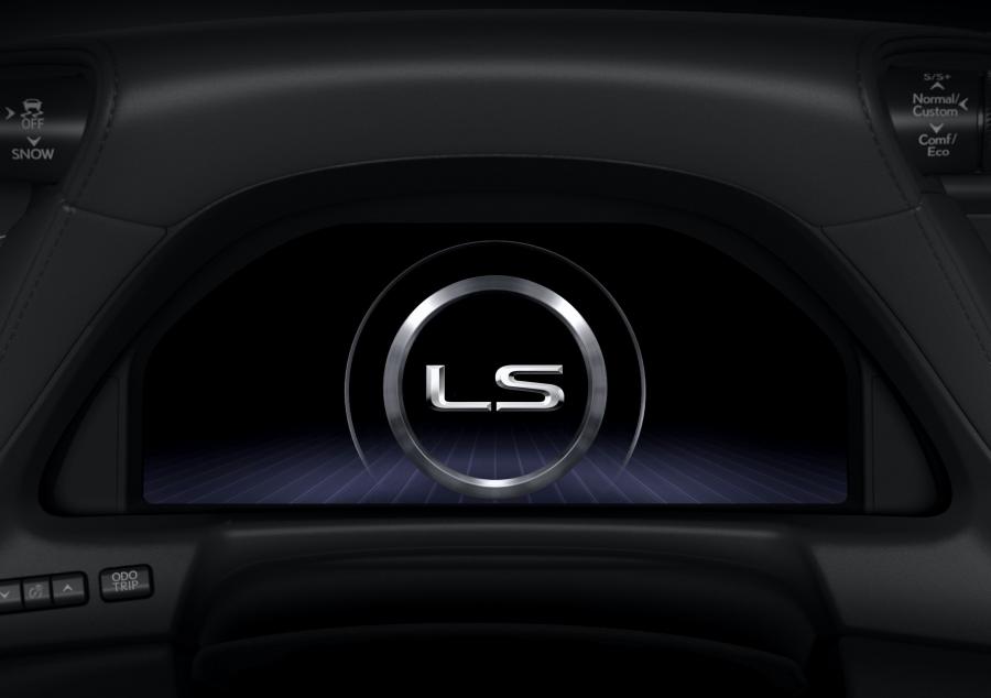 Панель приборов Lexus LS500 AWD F-Sport 2020 года  (WW) (фото 7 из 39)